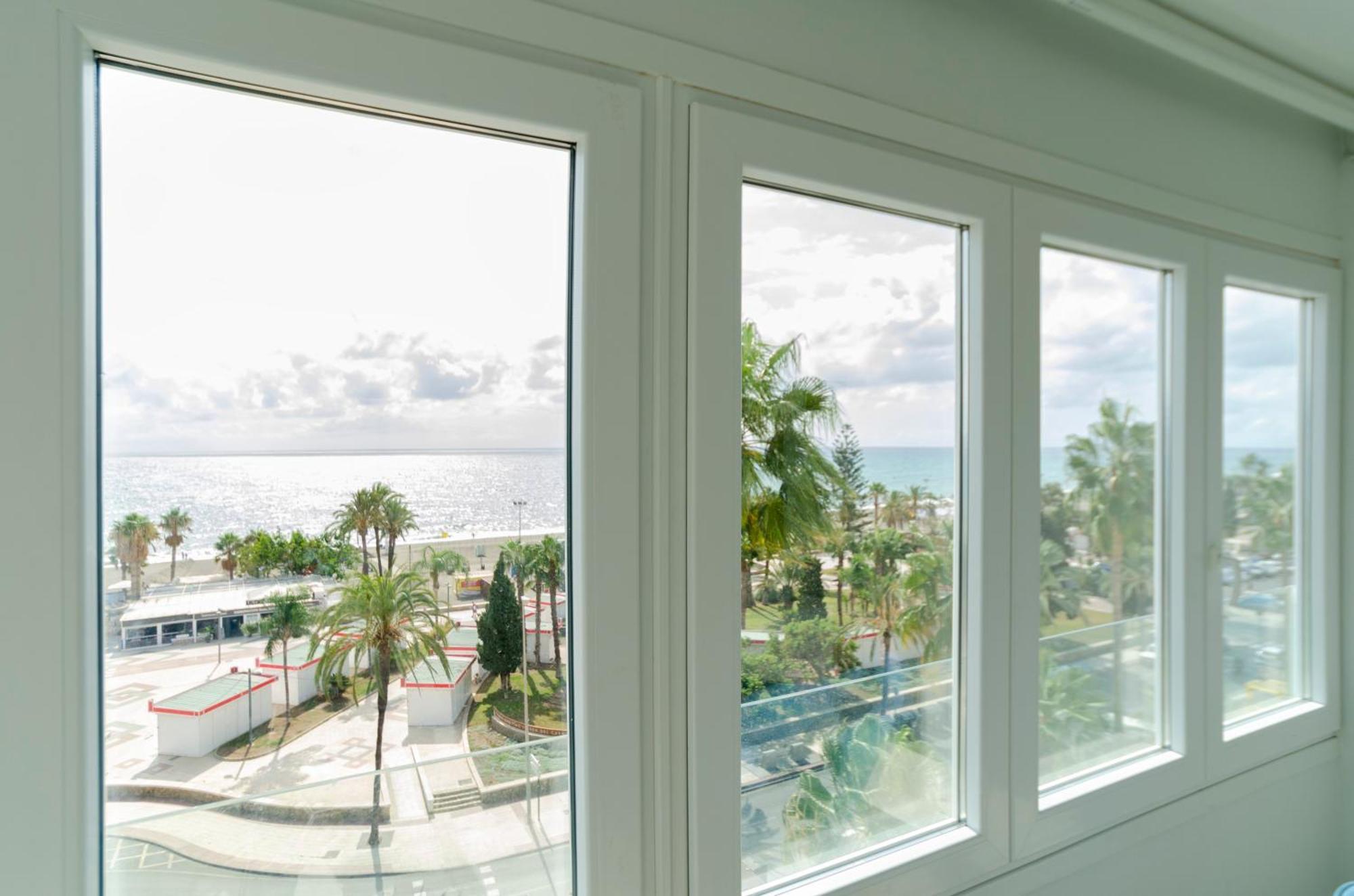 A&C Vistas Al Mar Luxury Apartment Торе дел Мар Екстериор снимка
